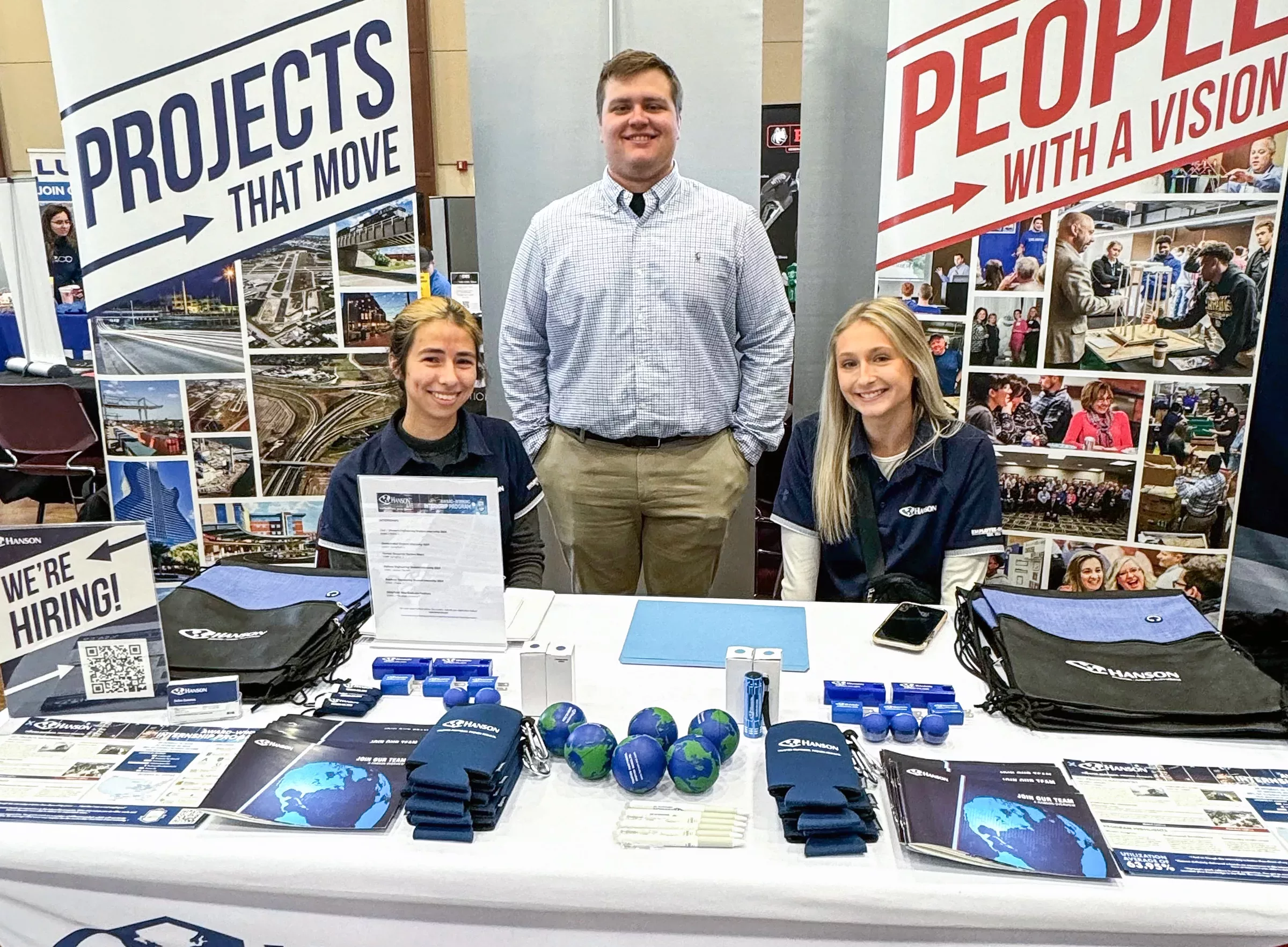 031424 Andrea Bugyis Clayton Blanshan Sophie Kalaskie SIUE career fair